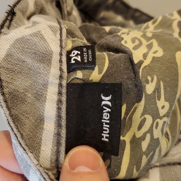 hurley grey and white 29 Waist jean shorts - Picture 6 of 7